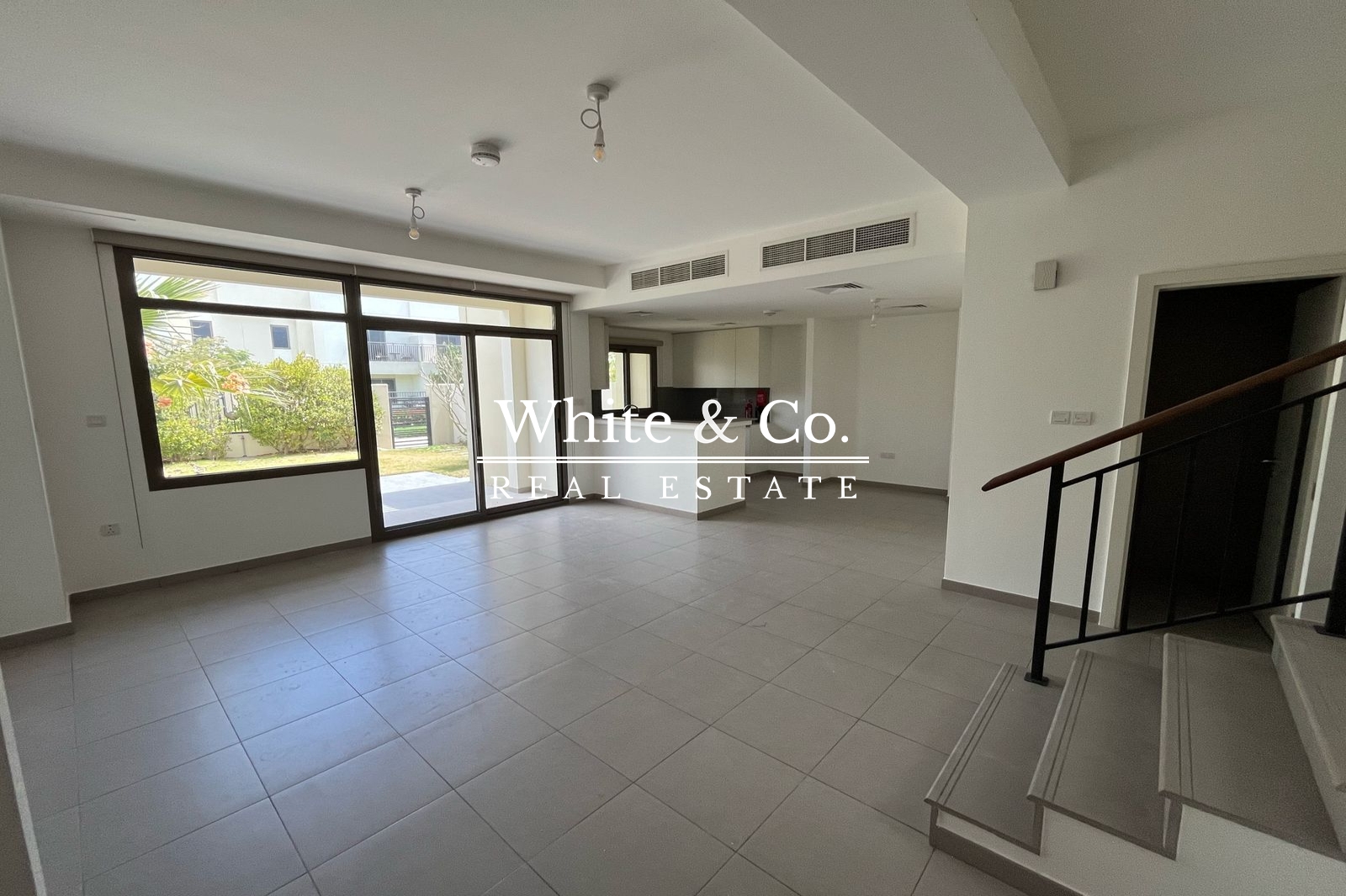 Noor Townhouses, Town Square, Dubai