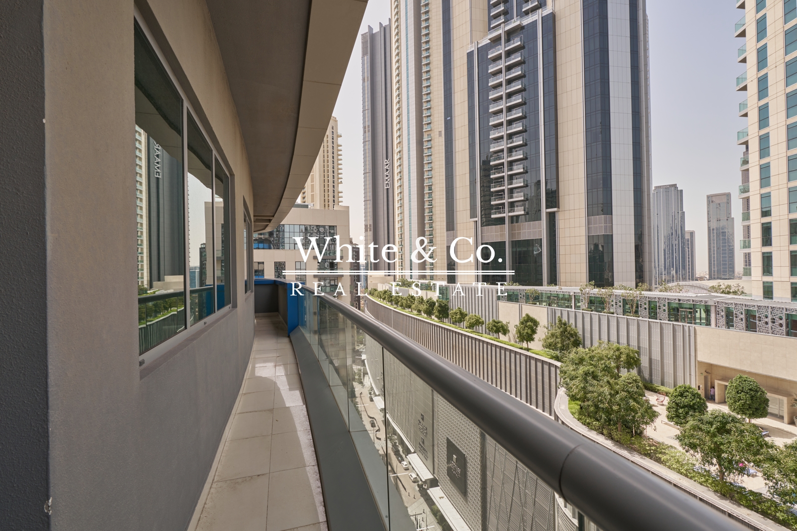 The Signature, Burj Khalifa Area, Downtown Dubai, Dubai