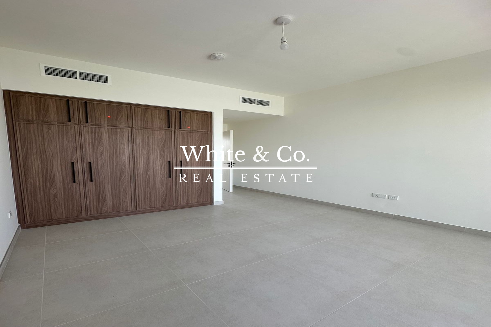 Maha Townhouses, Town Square, Dubai